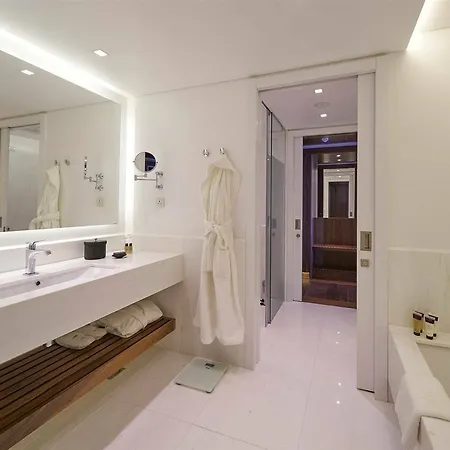 Hotel Les At The Cliff Bay - Portobay 5*